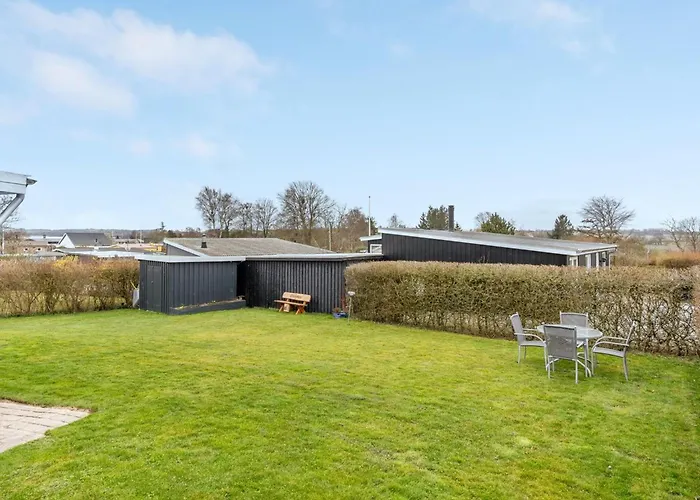 Aloisia - 300m From The Sea By Interhome