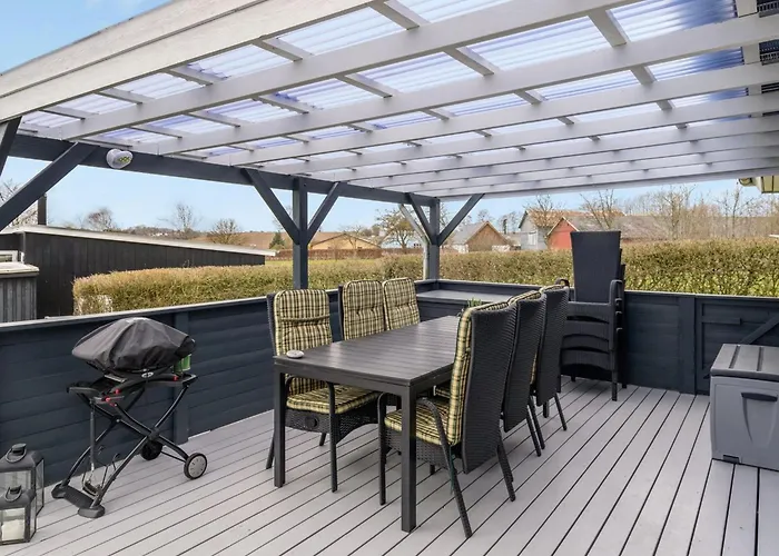 Nyaraló Aloisia - 300m From The Sea By Interhome *