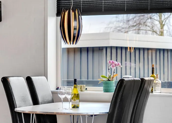 Aloisia - 300m From The Sea By Interhome