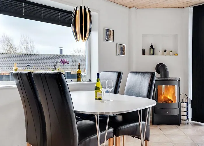 Aloisia - 300m From The Sea By Interhome Holiday home